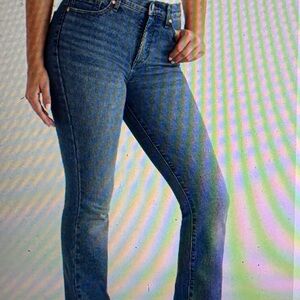 NWT High-Rise Melisa Flare Leg Jeans in Medium Wash Blue